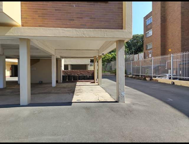 2 BEDROOM FLAT FOR SALE IN GLENWOOD